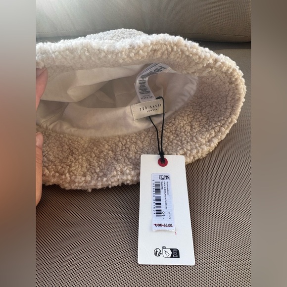 Ted Baker Cream Textured Bucket Hat - Picture 4 of 9